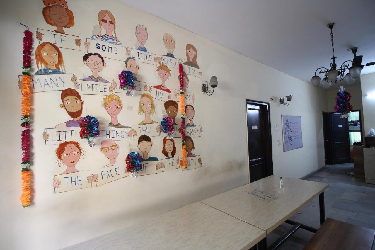 The Desire Hostel New Delhi Ngoại thất bức ảnh