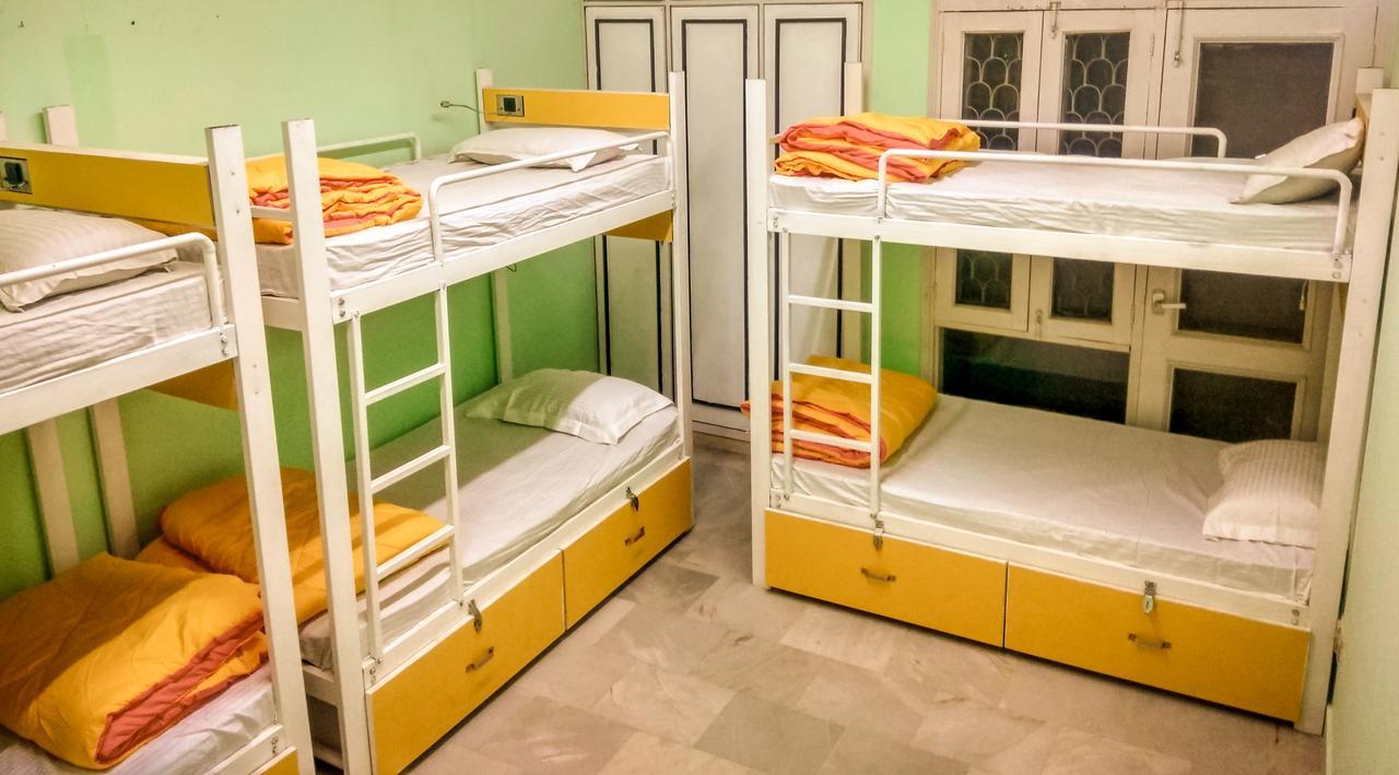 The Desire Hostel New Delhi Ngoại thất bức ảnh