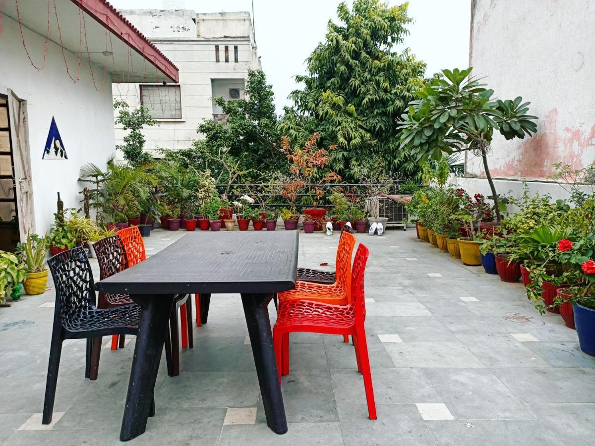 The Desire Hostel New Delhi Ngoại thất bức ảnh