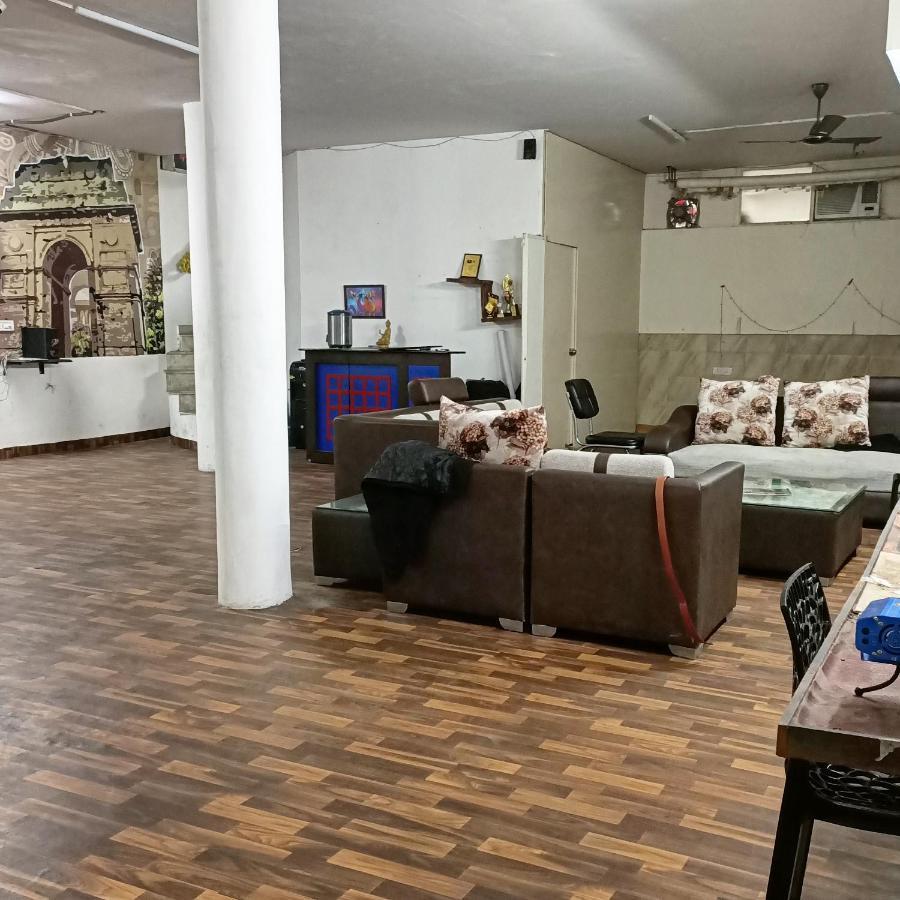 The Desire Hostel New Delhi Ngoại thất bức ảnh