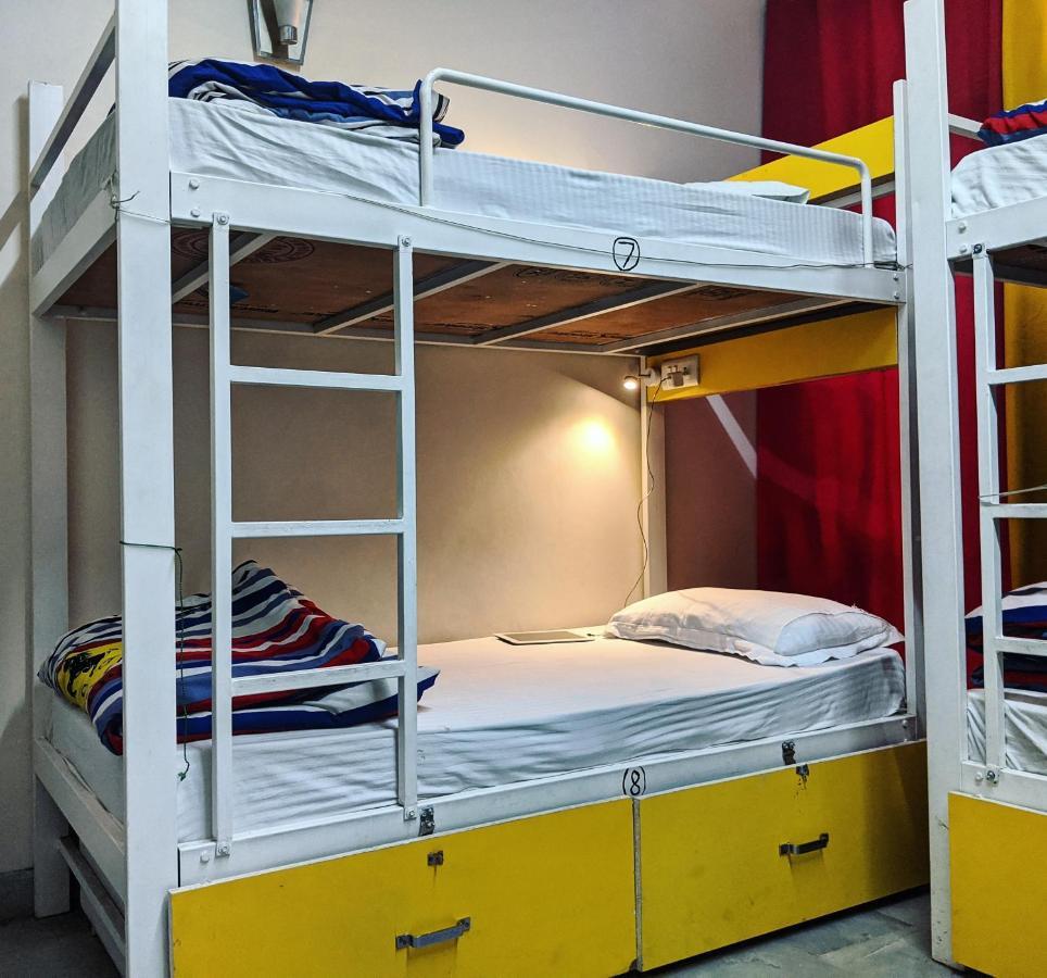 The Desire Hostel New Delhi Ngoại thất bức ảnh